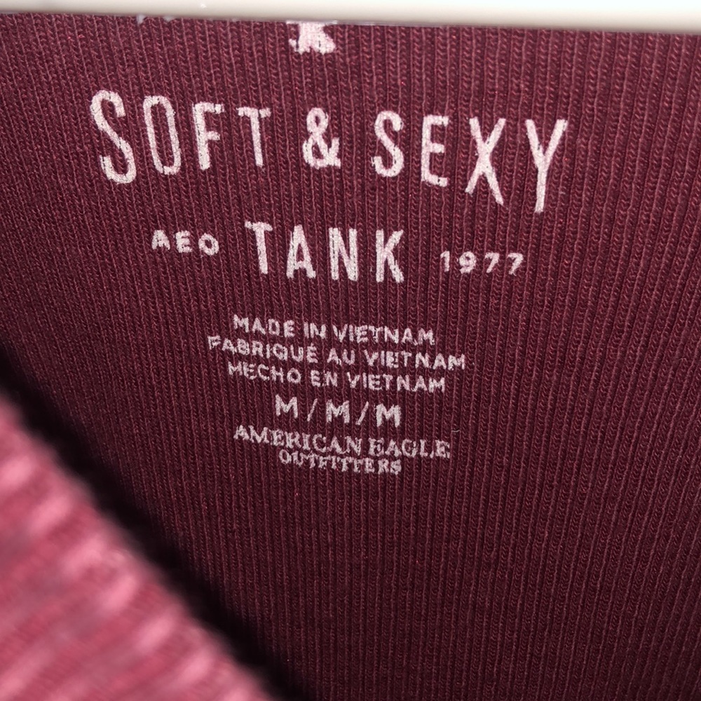 AEO Tank - Picture 3 of 4